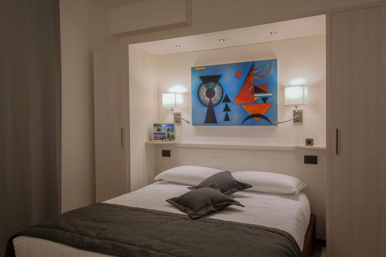 Astra Roma Apartments Bagian luar foto